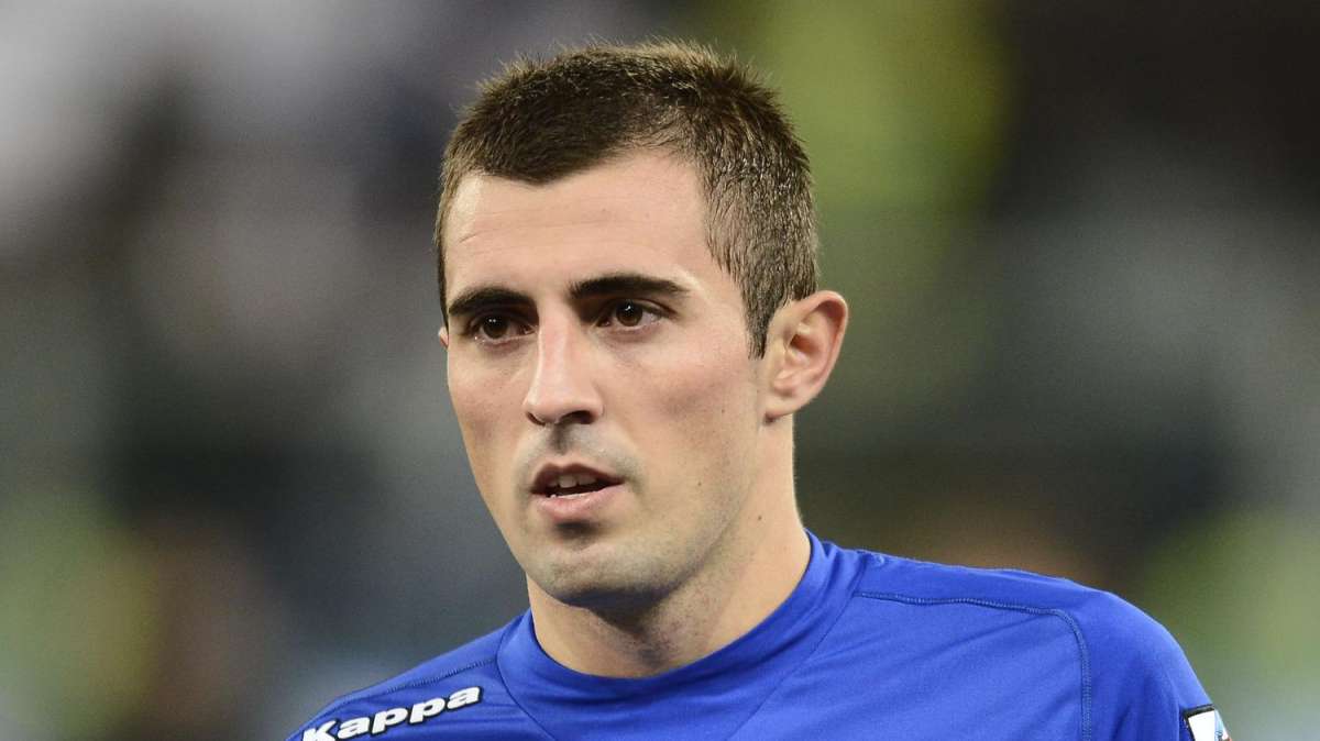Krsticic migliore in campo, Poli uomo-ovunque