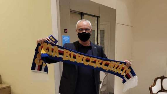 Visita in hotel di "La Spezia Blucerchiata": sciarpa a Ranieri