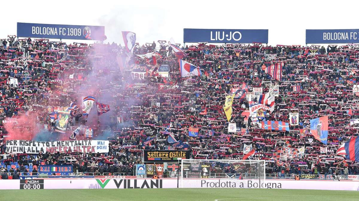 Photo Tifo Vintage Sampdoria Milan 86-87 – Brigate Rossonere, Fossa Dei Leoni