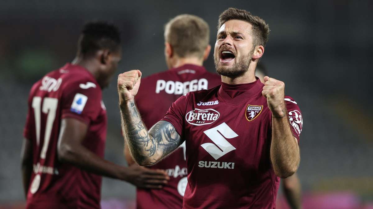 Torino, tifoso inglese racconta cori per Linetty al derby