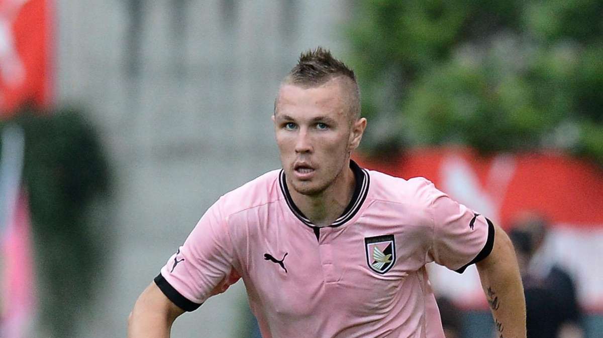 Sassuolo e Palermo al lavoro per lo scambio Kurtic-Troianiello