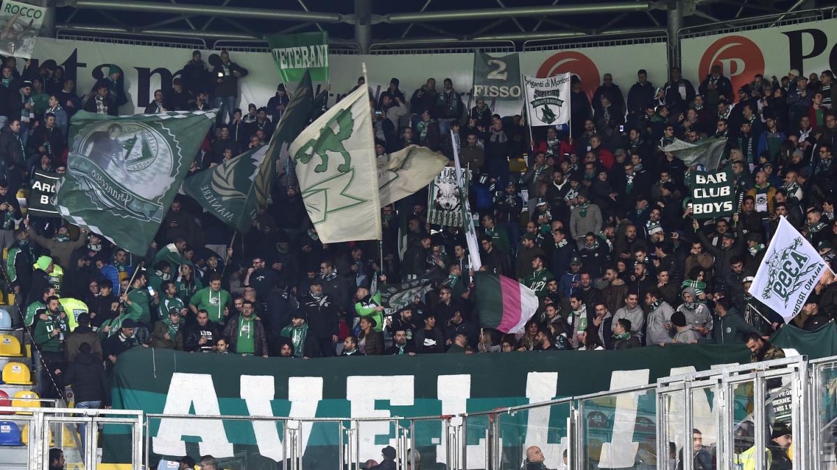 Prestiti Sampdoria, sondaggio Avellino per Martinelli