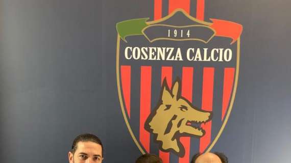 Cosenza - Sampdoria, tuffi a ripetizione per i padroni di casa