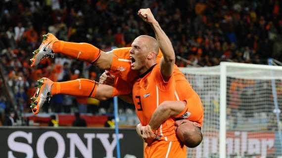 Heitinga, spunta la Samp