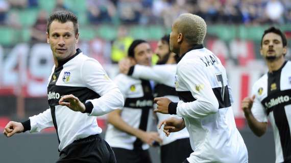 In campo è il Parma a festeggiare; la Samp crea pericoli solo per 45' (2-0)