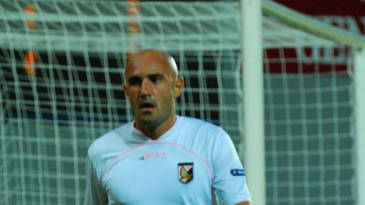 Maccarone ieri in aeroporto: "Ho sempre desiderato la Sampdoria"