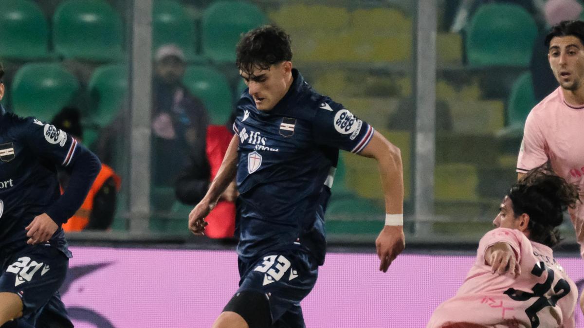 Sampdoria, primo corner a favore degli irpini: subito respinto da Conti