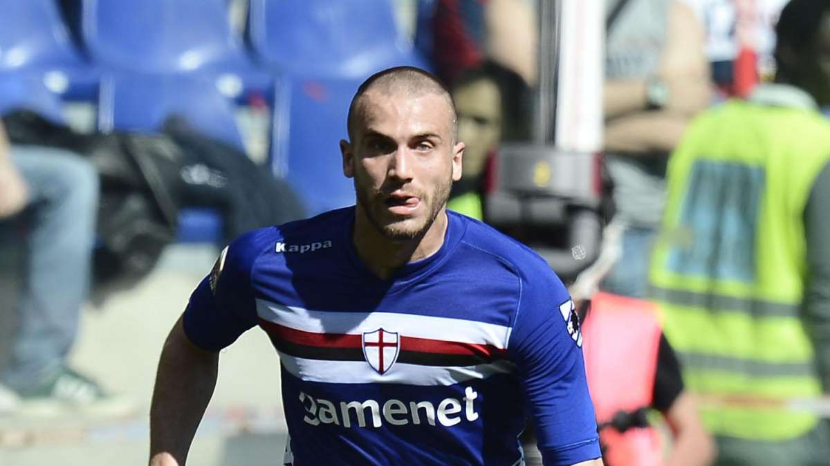 Photogallery Genoa - Sampdoria: la grinta di De Silvestri