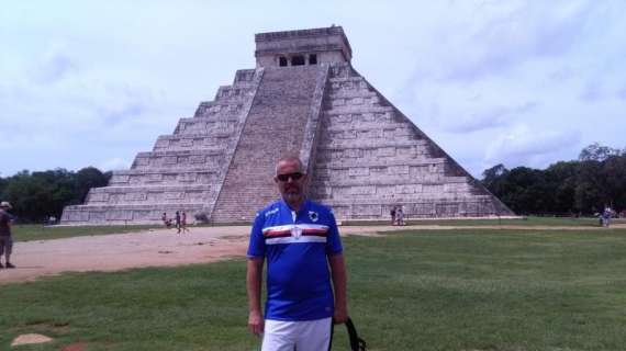 "Bevo e scatto per la Samp": Francesco, blucerchiato a Chichén Itzá