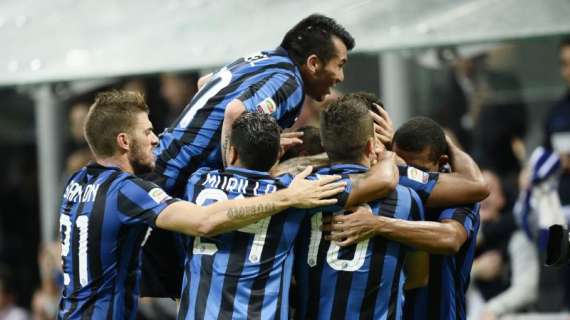 Inter, ultima seduta prima della partenza per Genova 