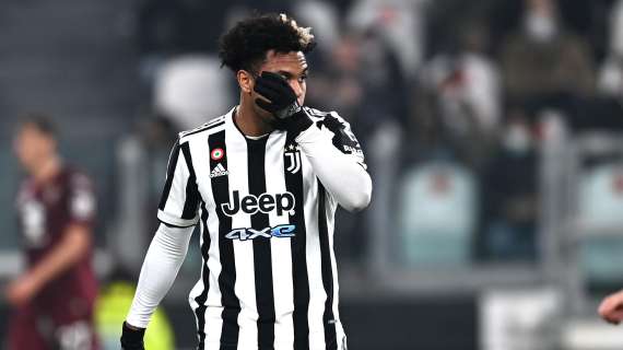 Juventus, lesione alla spalla per McKennie. A forte rischio contro Sampdoria