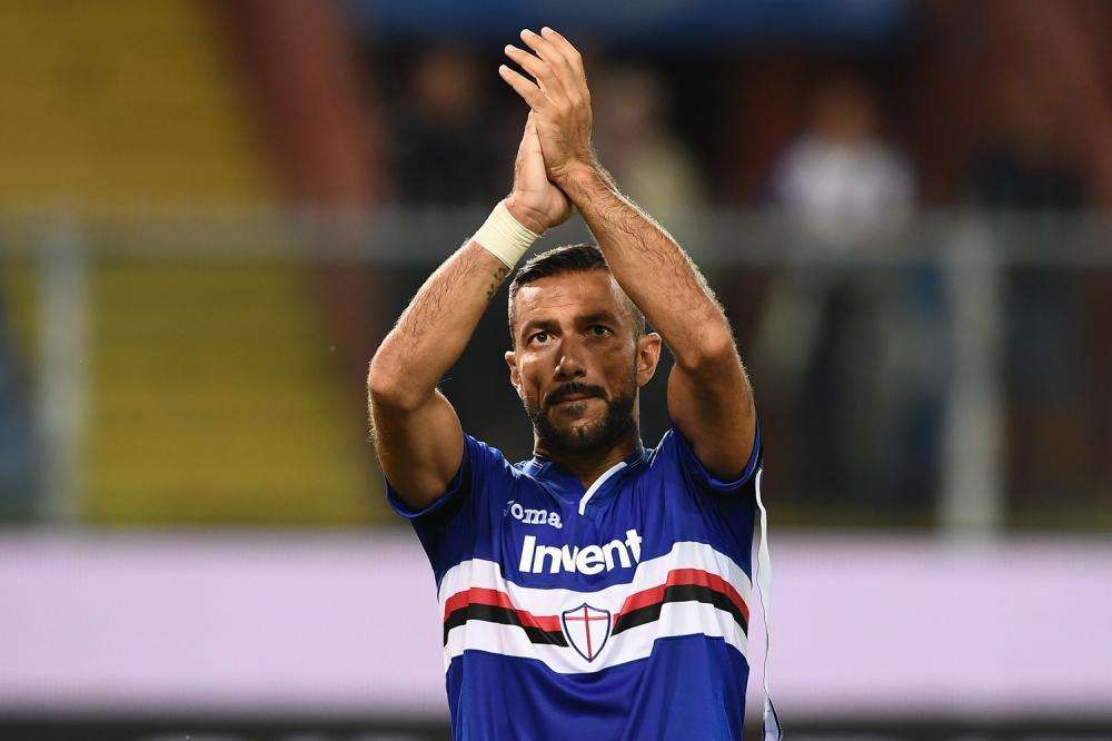 Quagliarella: "La dedica speciale è proprio questa. Per chi ha sofferto, per chi soffre e per chi non si arrenderà. Forza Genova, Forza Samp."