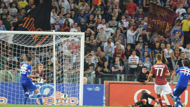 Photogallery Roma - Sampdoria: il gol di Munari