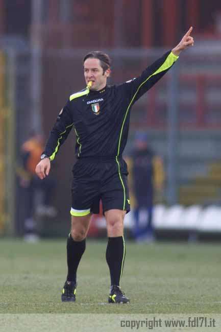 Sampdoria - Livorno affidata a Matteo Trefoloni