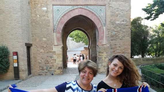 "Bevo e scatto per la Samp": Alhambra blucerchiata con Nicoletta e Marta