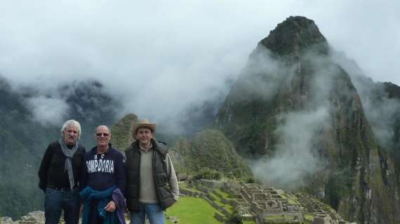 "Bevo e Scatto per la Samp": tra le nuvole a Machu Picchu