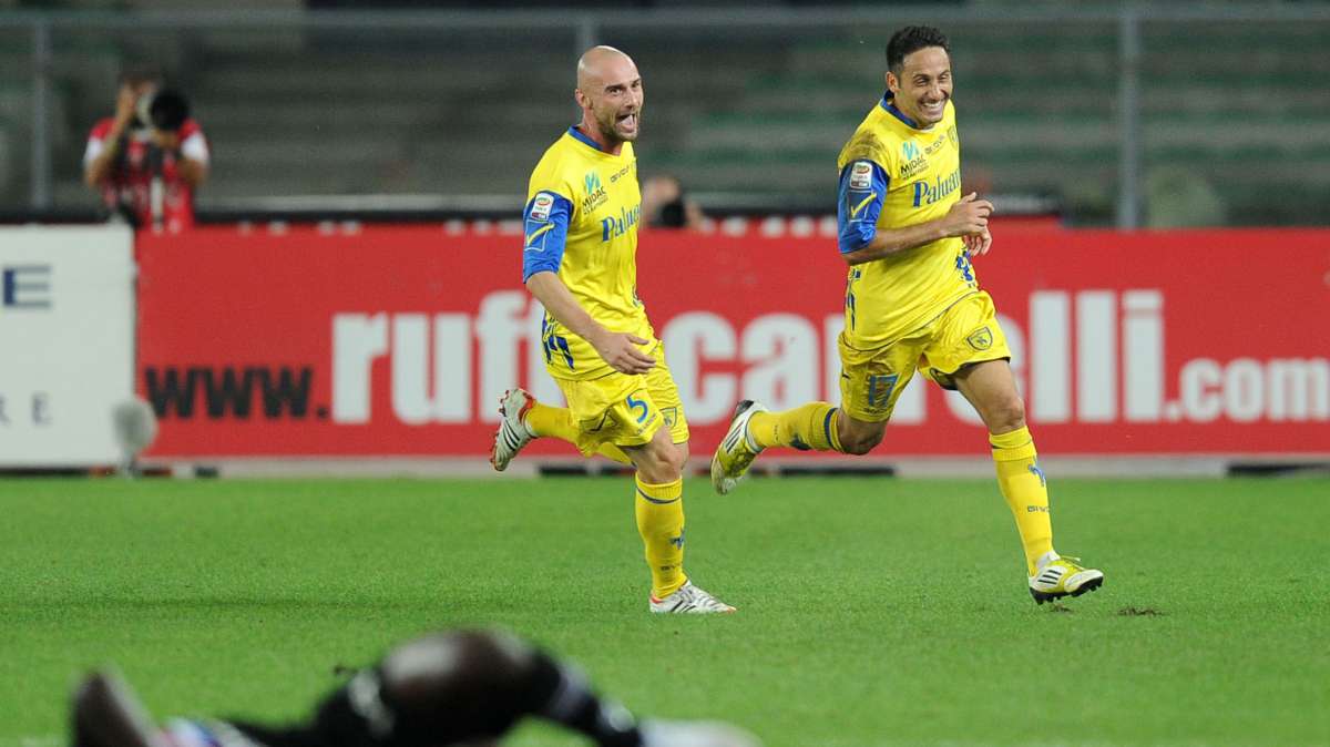 Photogallery Chievo - Sampdoria: Chievo in goal, Obiang ancora a terra