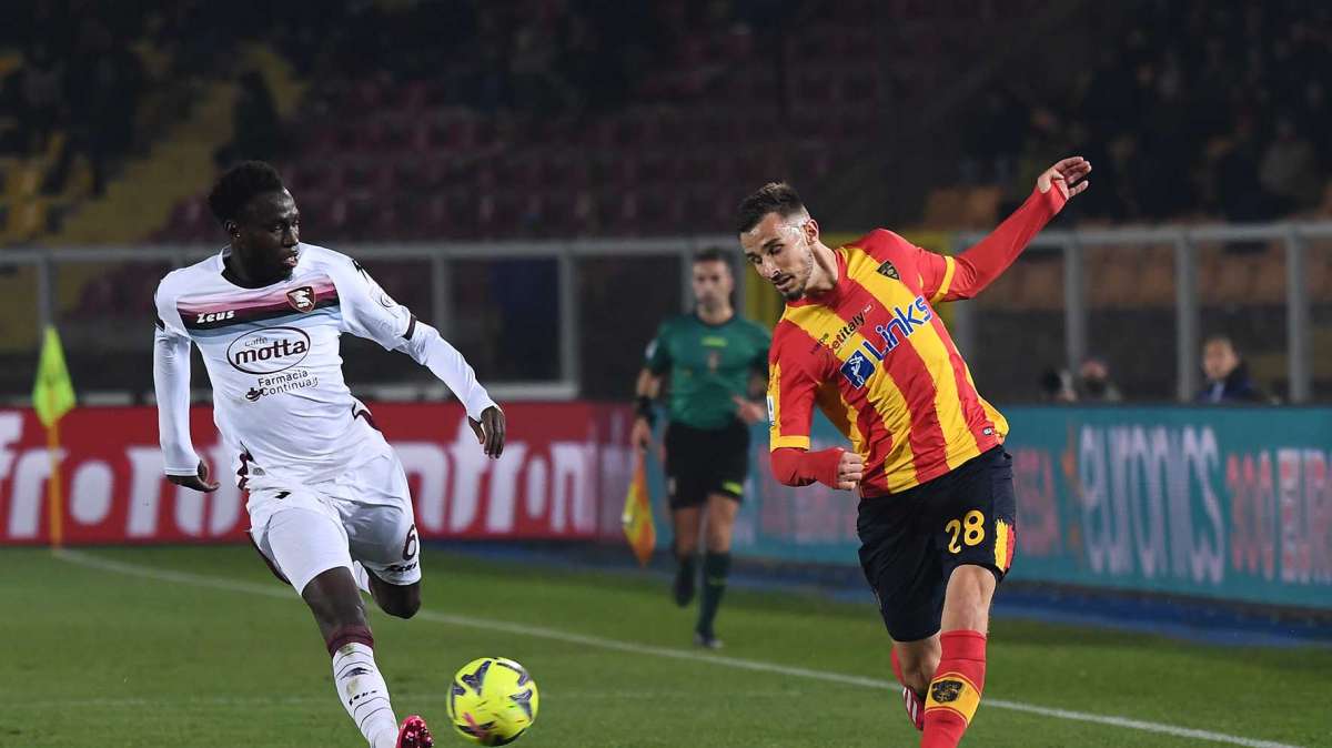 Lecce, Oudin: "Affrontare la Sampdoria come abbiamo affrontato il Napoli"