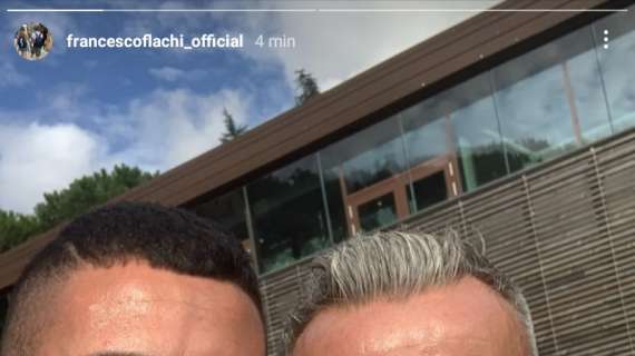 Social Sampdoria, Flachi a Bogliasco, selfie con Tutino: "Da 10 a 10..."