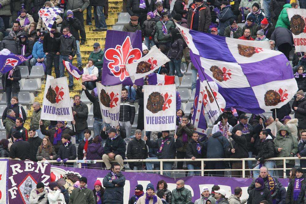 Tifosi viola contro l'esultanza di Pazzini