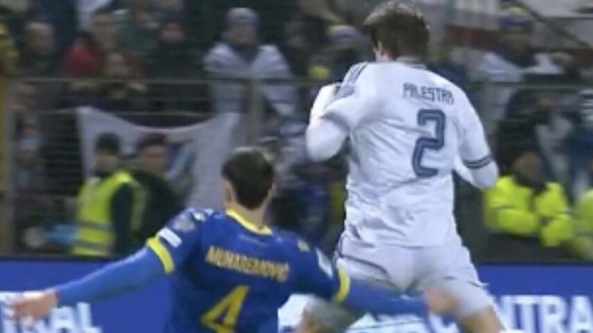 Muharemovic-Palestra da espulsione o no: la moviola di Calvarese su Bosnia-Italia