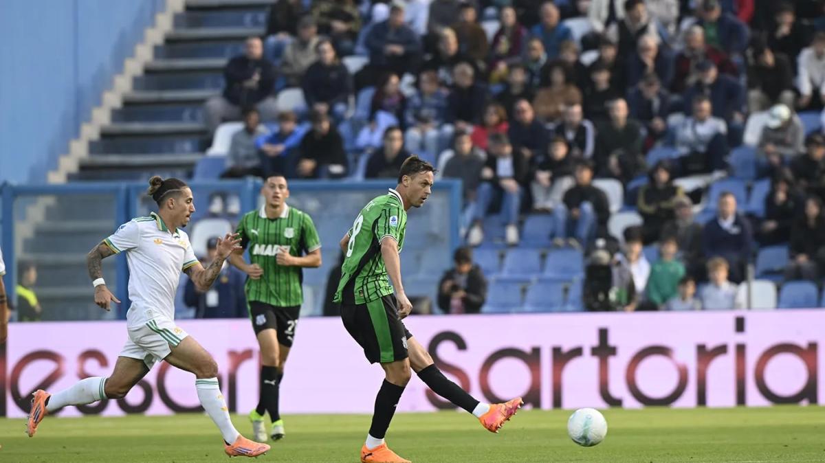 Roma Sassuolo dove vederla DAZN o Sky: info canale tv, streaming e orario