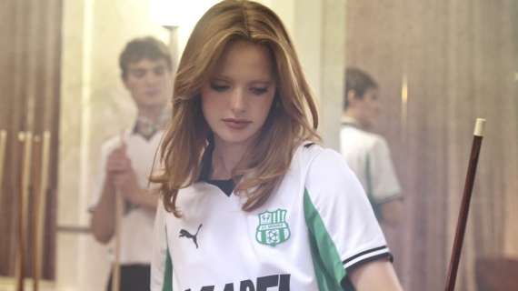 Maglia Sassuolo trasferta 2025/26: estetica essenziale ed elegante per il kit away