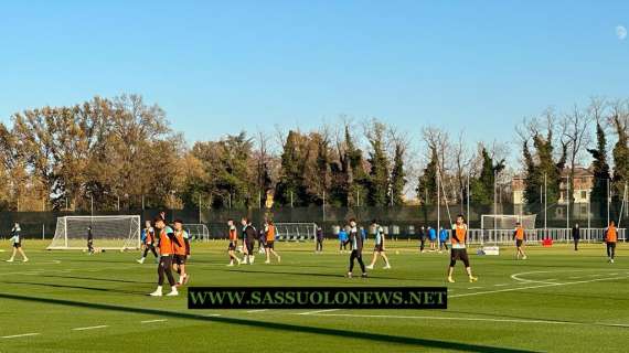SN - Sassuolo, allenamento aperto a 80 abbonati: ok Vina e Matheus Henrique
