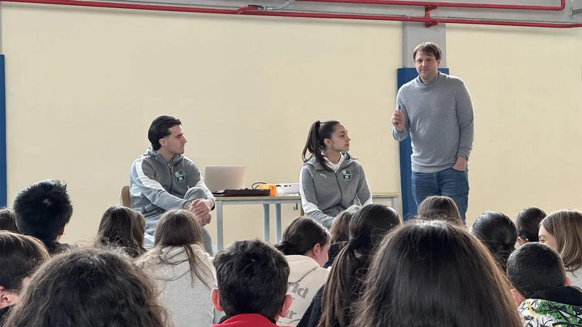 Pieragnolo: "Il calcio richiede sacrifici". Poi il consiglio ai ragazzi