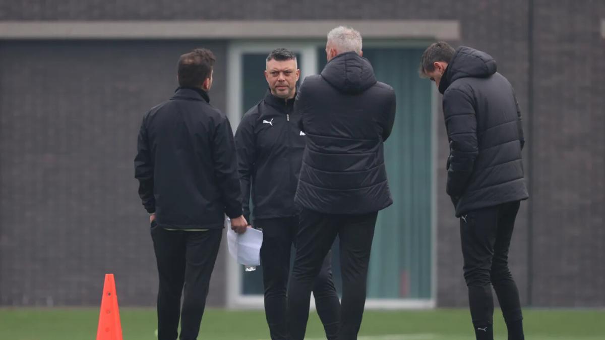 Colantuono prima di Lazio-Sassuolo: "Dobbiamo rimanere in Serie A a tutti i costi"