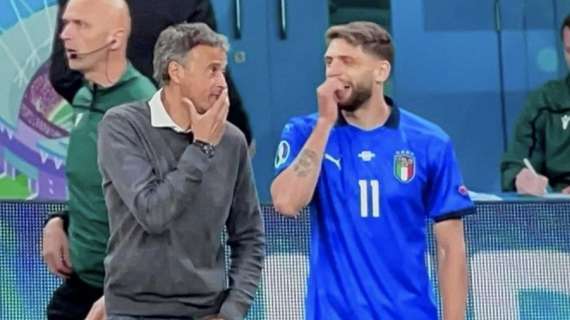 Berardi Luis Enrique e il simpatico siparietto in Italia-Spagna - VIDEO