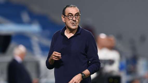 Sarri è il nuovo allenatore della Lazio, fumata bianca: è ufficiale. L'annuncio è geniale