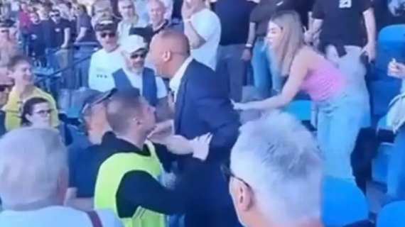 VIDEO - Modena Reggiana, nervi tesi in tribuna e insulti a Carmelo Salerno: cosa è successo