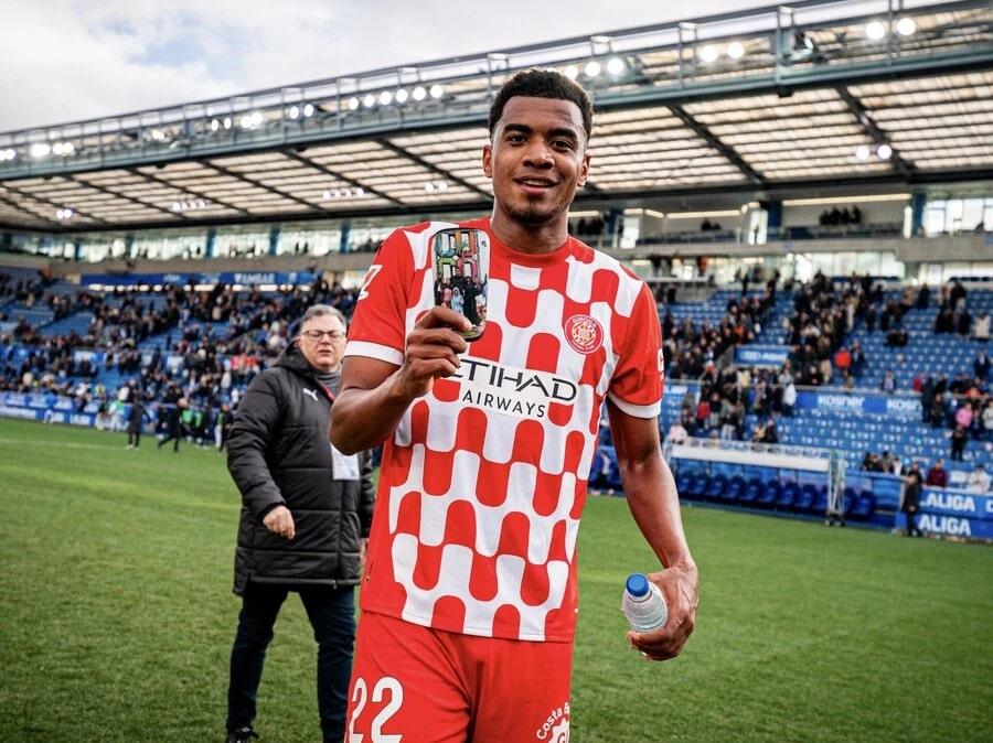 Calciomercato Sassuolo, sfida al Torino per Jhon Solis del Girona