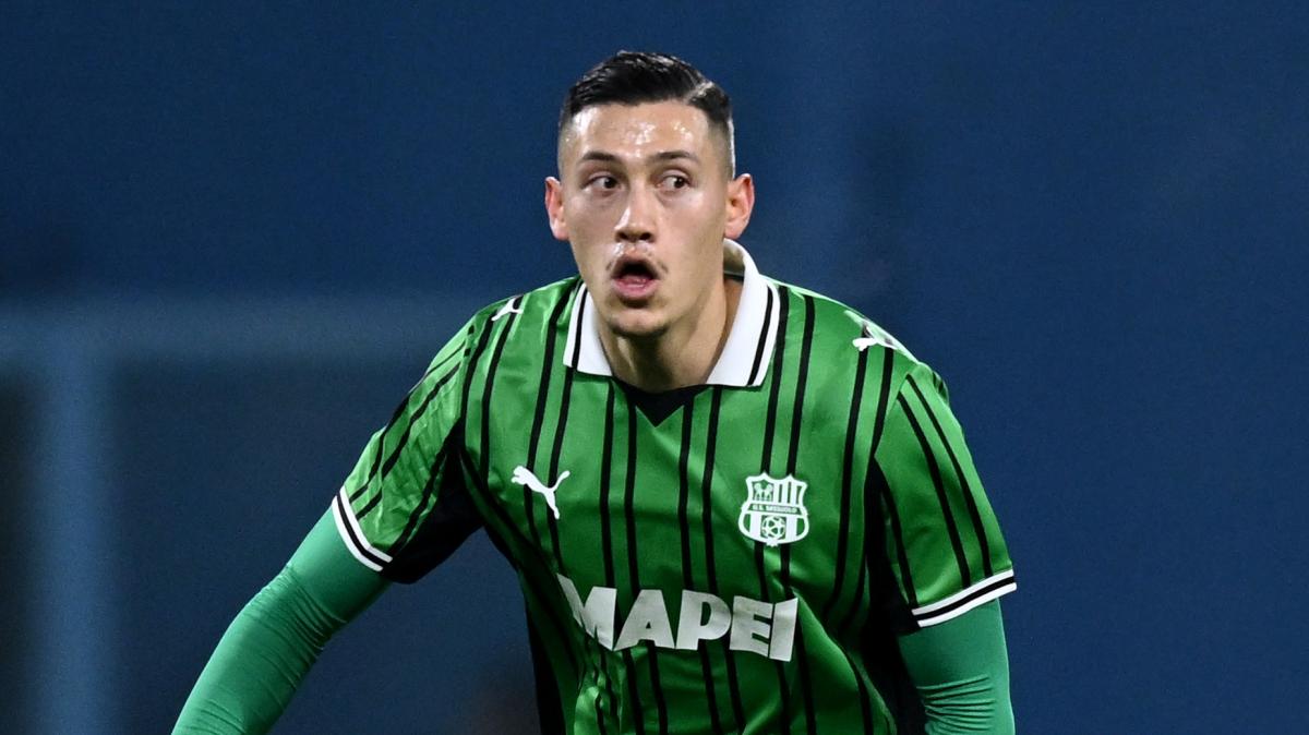 Sassuolo Lecce convocati: 5 out, Idzes da valutare. Di Fra ne ritrova due
