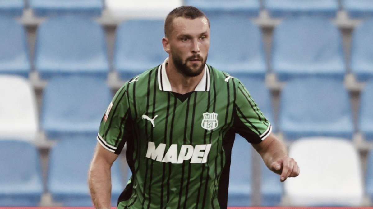 Walukiewicz: "Avevo altre offerte ma credo nel progetto Sassuolo. Sul ruolo e gli obiettivi..."