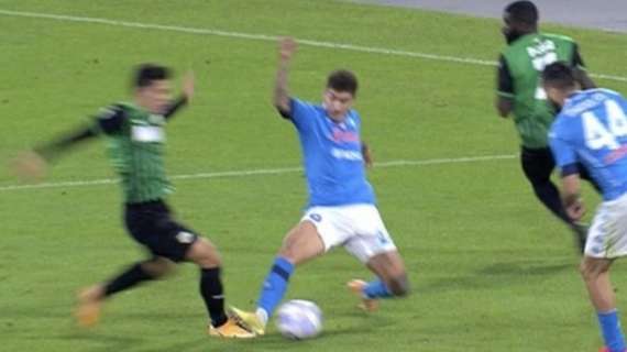 Napoli Sassuolo moviola e Var: rigore Raspadori-Di Lorenzo, gol annullato a Manolas