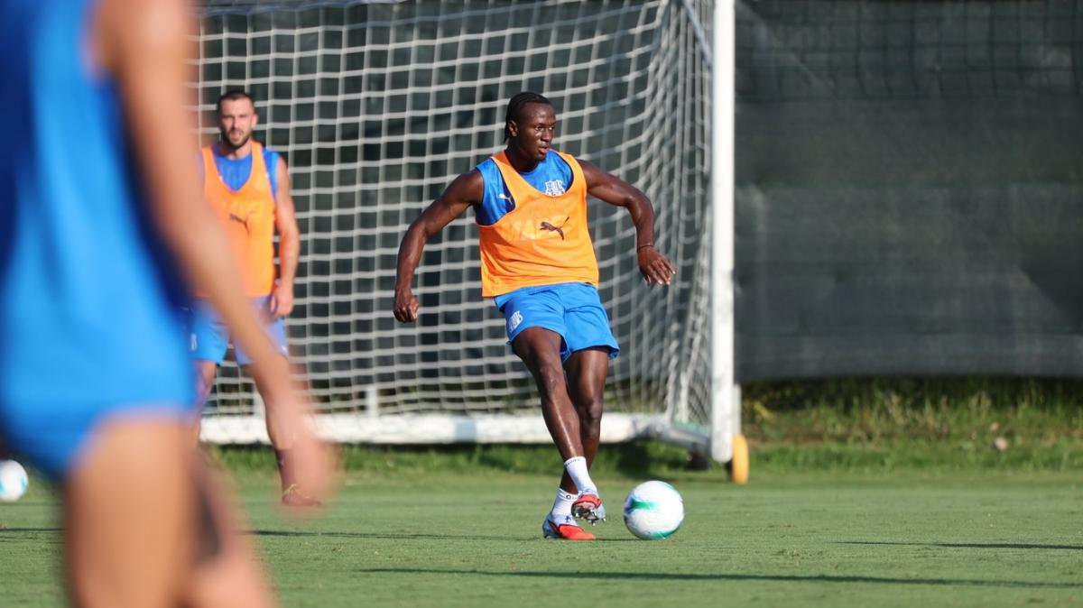 Sassuolo, ripresa con vista Genoa: Koné da valutare