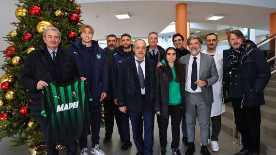 Sassuolo Calcio in visita al reparto di pediatria dell'ospedale di Sassuolo