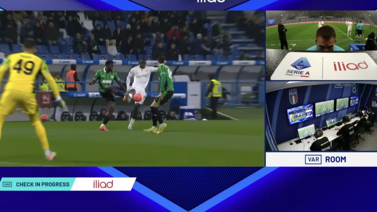 Candé stende Touré: in Sassuolo-Pisa il fallo da rigore più veloce della storia della Serie A