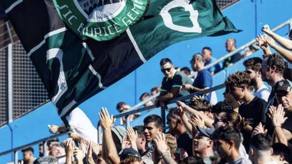 Reggiana Sassuolo, lo striscione dei tifosi neroverdi alla squadra prima del derby