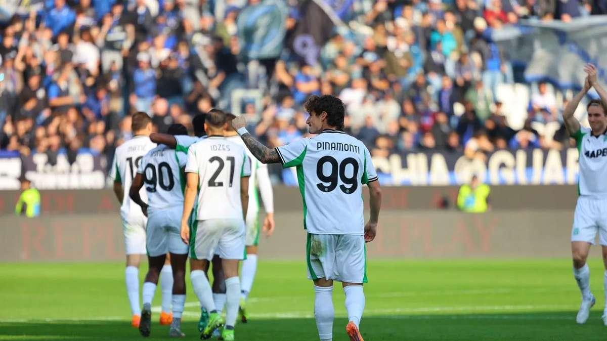 Sassuolo, l’arma in più di Grosso: 14 marcatori diversi in A. Pinamonti capocannoniere