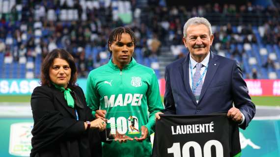 Sassuolo-Catanzaro, Laurienté premiato per le 100 presenze in neroverde