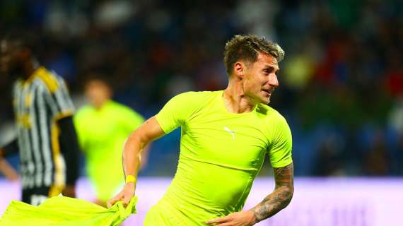 Pinamonti offerto alla Lazio: addio al Sassuolo, incroci di mercato con Castellanos