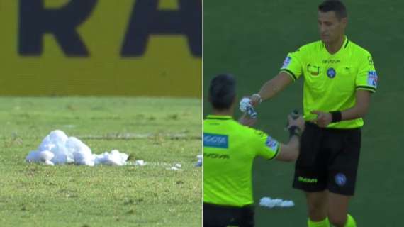 Esplode la bomboletta spray dell'arbitro: il curioso episodio in Lecce-Sassuolo