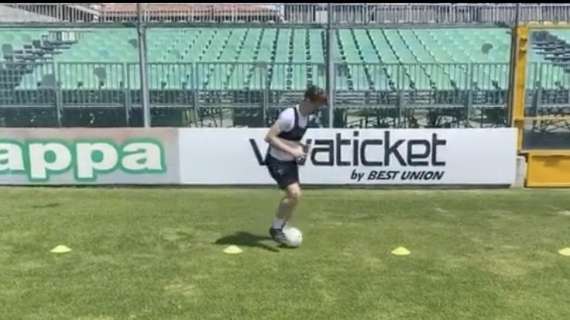 Kolaj verso il recupero dall'infortunio: si allena già con il pallone - VIDEO