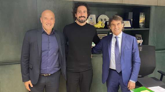 Calciomercato Sassuolo, è ufficiale: ha rinnovato il portiere Andrea Consigli