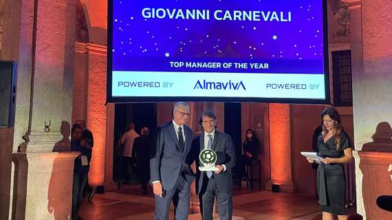 Giovanni Carnevali top manager of the year al Social Football Summit
