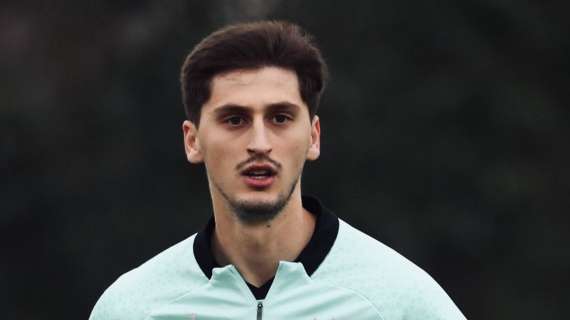 Kumbulla al Sassuolo: prime immagini in allenamento e il numero di maglia