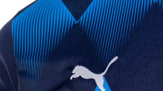 FOTO - Sassuolo terza maglia 2024/25: Puma torna al blu